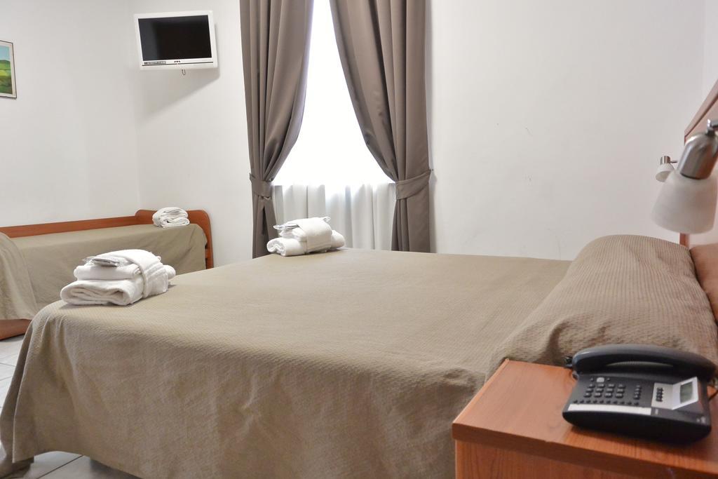 Hotel Trentina Milano Eksteriør billede
