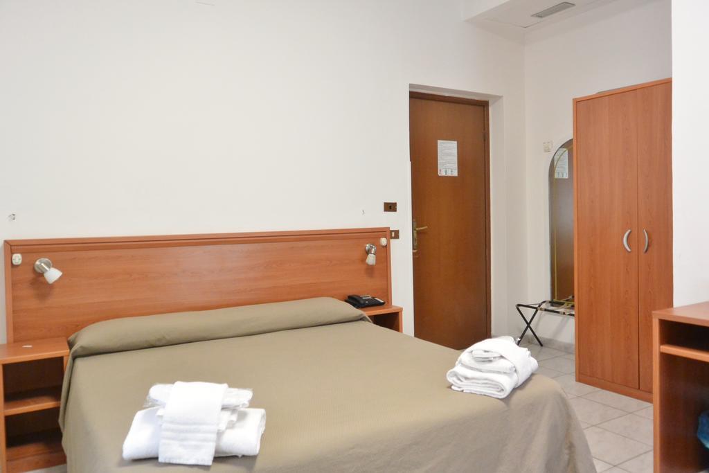 Hotel Trentina Milano Eksteriør billede