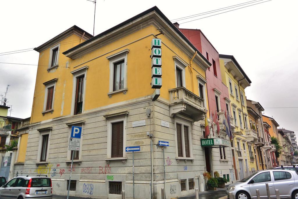 Hotel Trentina Milano Eksteriør billede